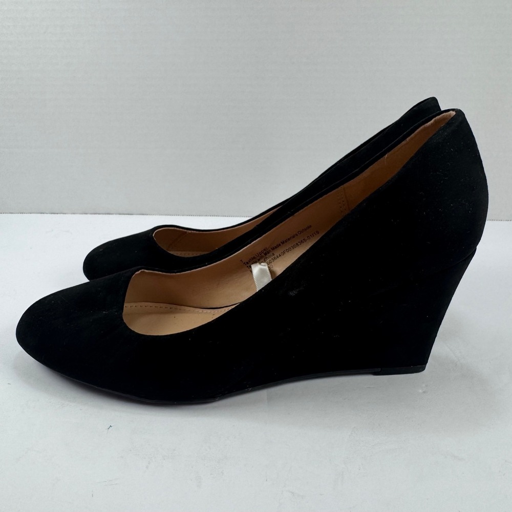 A New‎ Day Womens Black Faux Suede Round Toe Wedge Pumps Shoes Size 7 RN17730